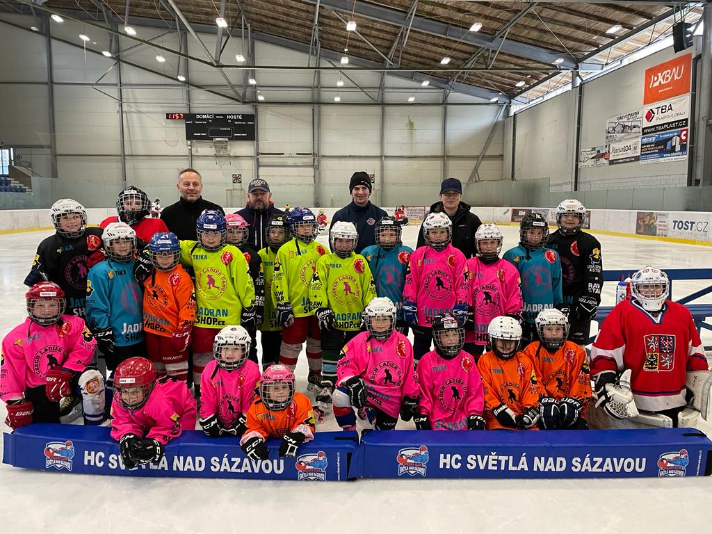 jih-proti-severu-2022-czechladiesgang